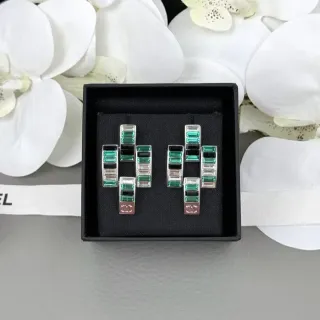 Chanel Brincos Barras Geométricas Prata Verde Pedras Baguette-Cut