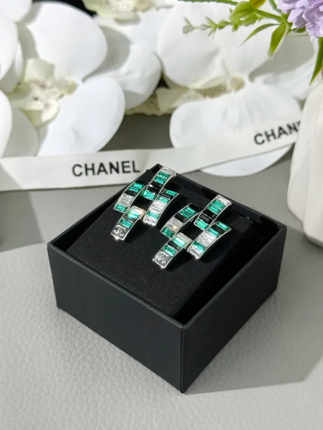 Chanel Green Silver Geometric Bar Baguette-Cut Stones Earrings 2