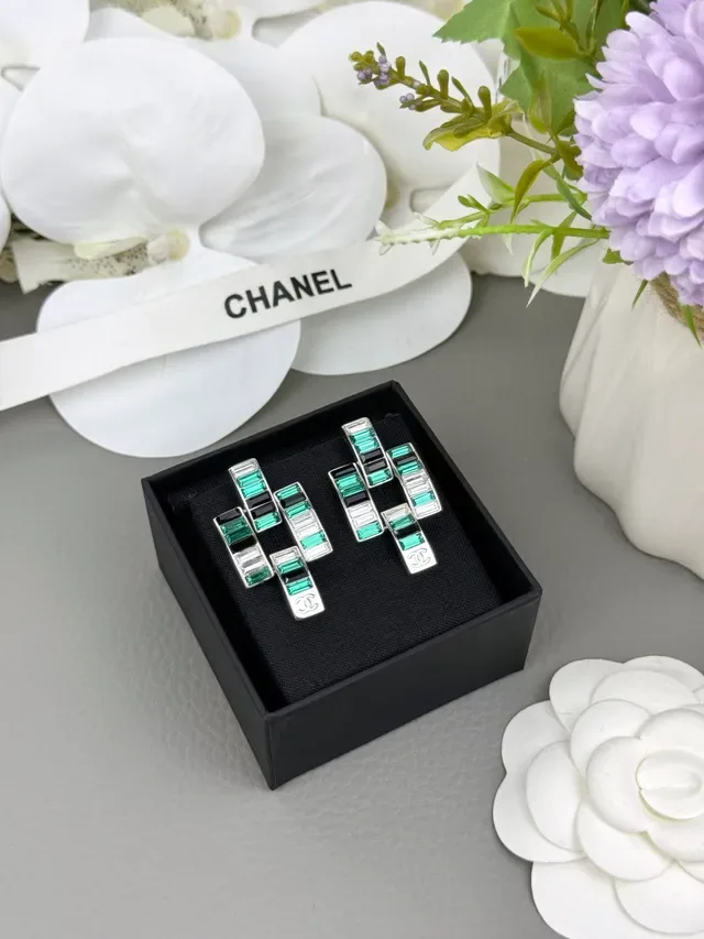 Chanel Green Silver Geometric Bar Baguette-Cut Stones Earrings 3