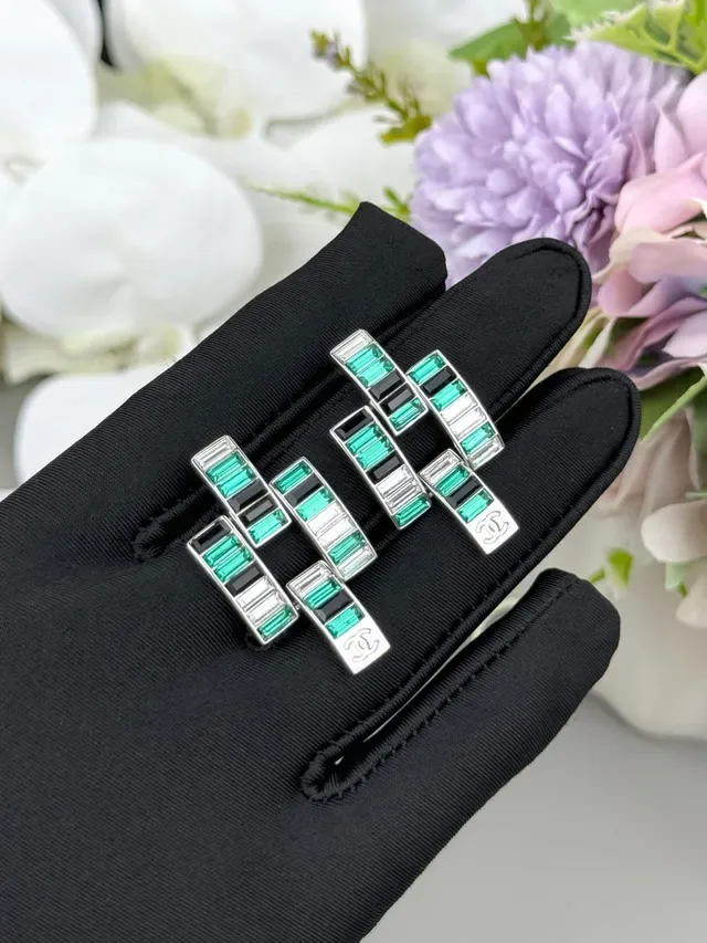 Chanel Green Silver Geometric Bar Baguette-Cut Stones Earrings 7