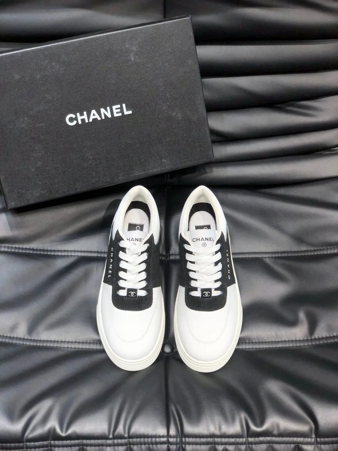 Chanel 休闲鞋 白黑 低帮 双色 生活鞋 2
