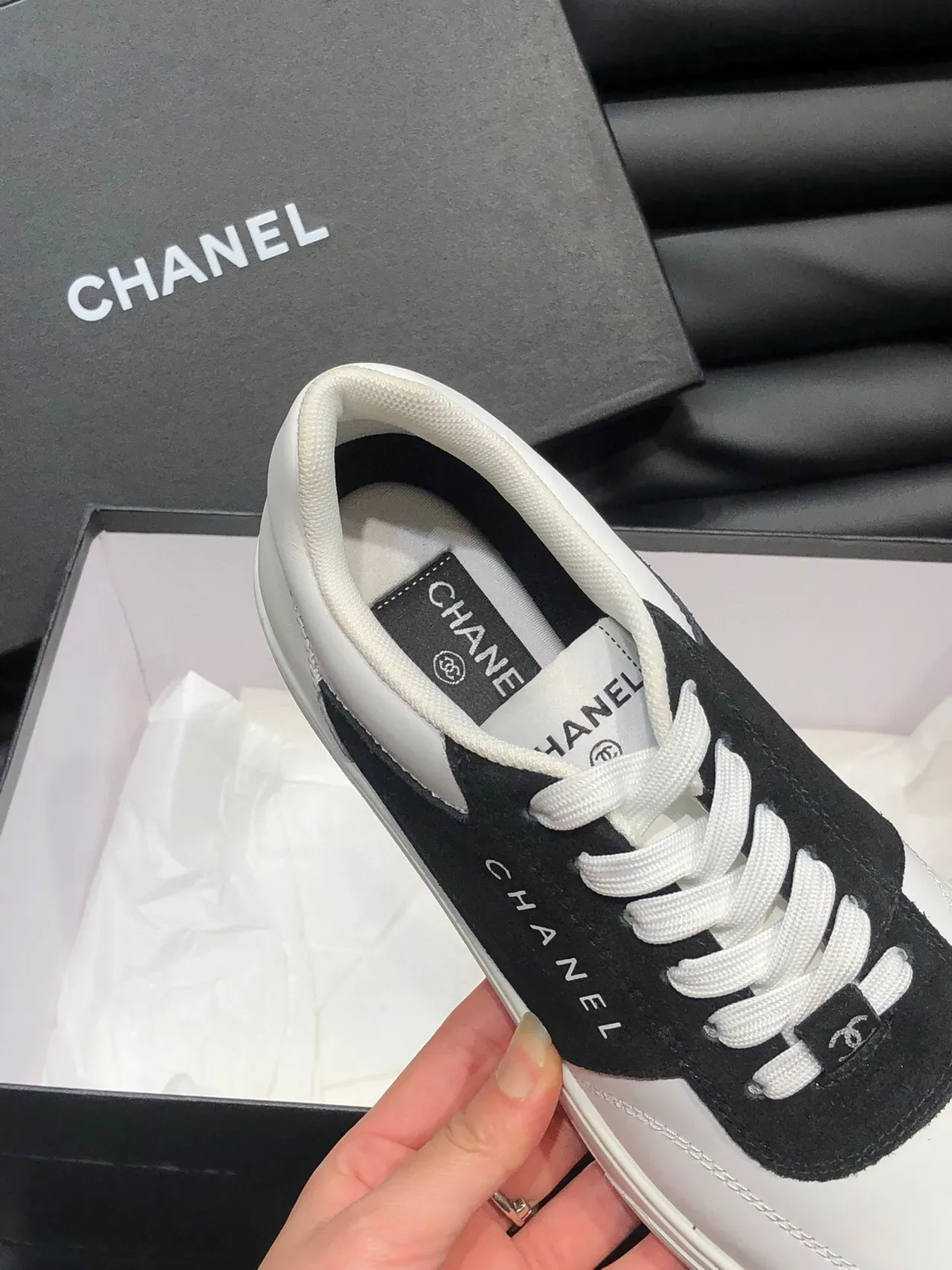 Chanel 休闲鞋 白黑 低帮 双色 生活鞋 4