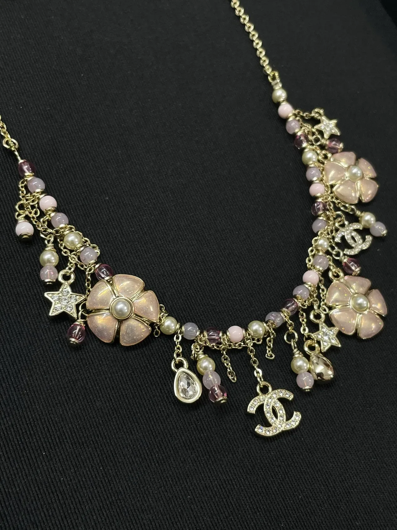 Chanel Multi-Charm Colar de pérolas florais 2