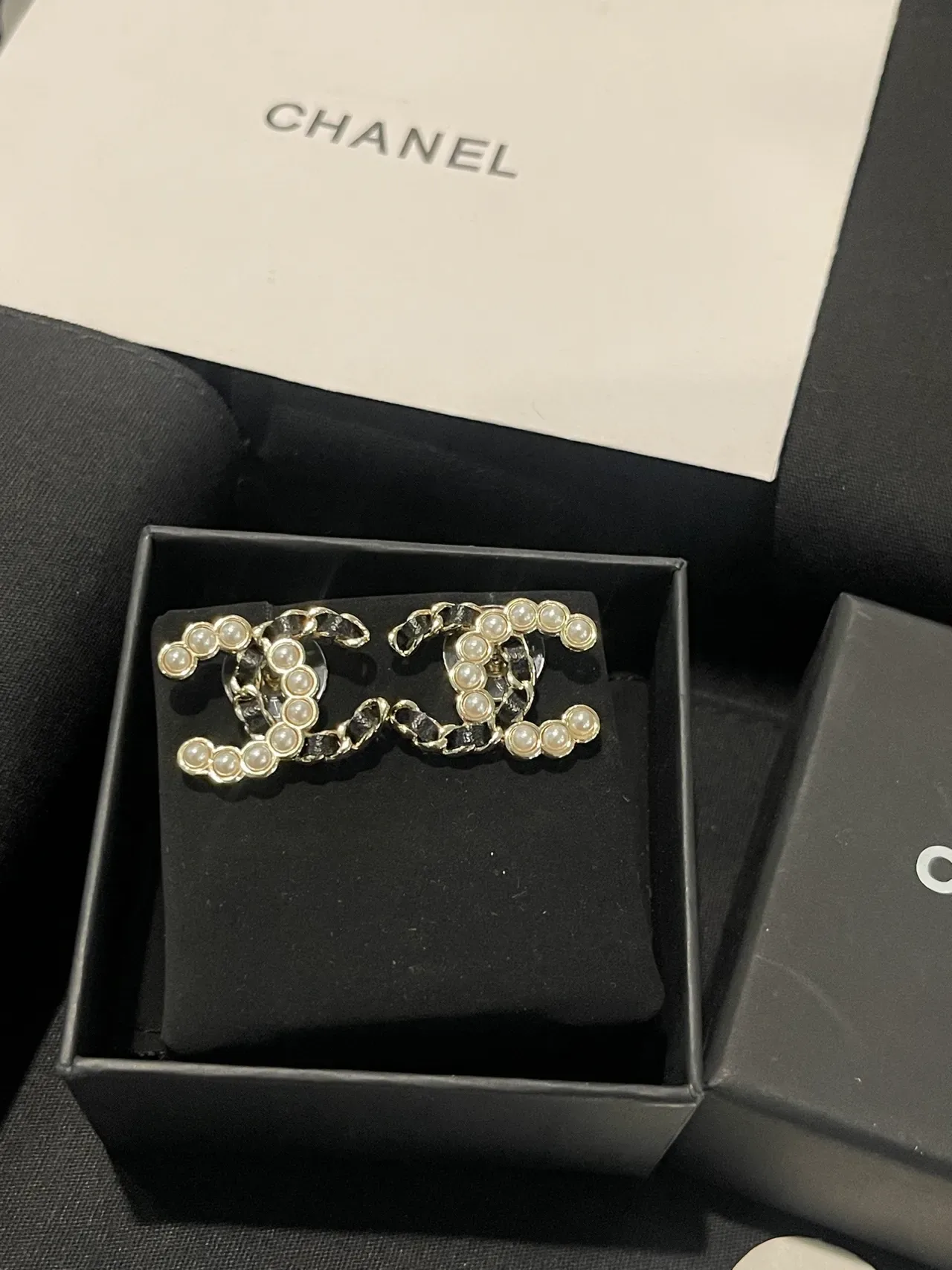 Chanel Pearl-Embellished Interlocking CC Earrings 7