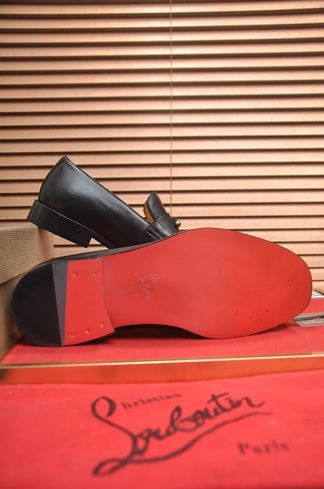 Christian Louboutin Horsebit Loafer 黑色红色皮革扣子乐福鞋 4