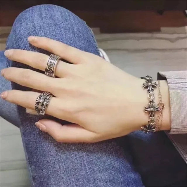 Chrome Hearts सिल्वर ऑक्सीडाइज्ड क्रॉस चार्म ब्रेसलेट 2