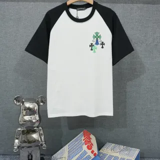 Chrome Hearts क्रॉस और फूल ग्राफिक रैगलन टी-शर्ट