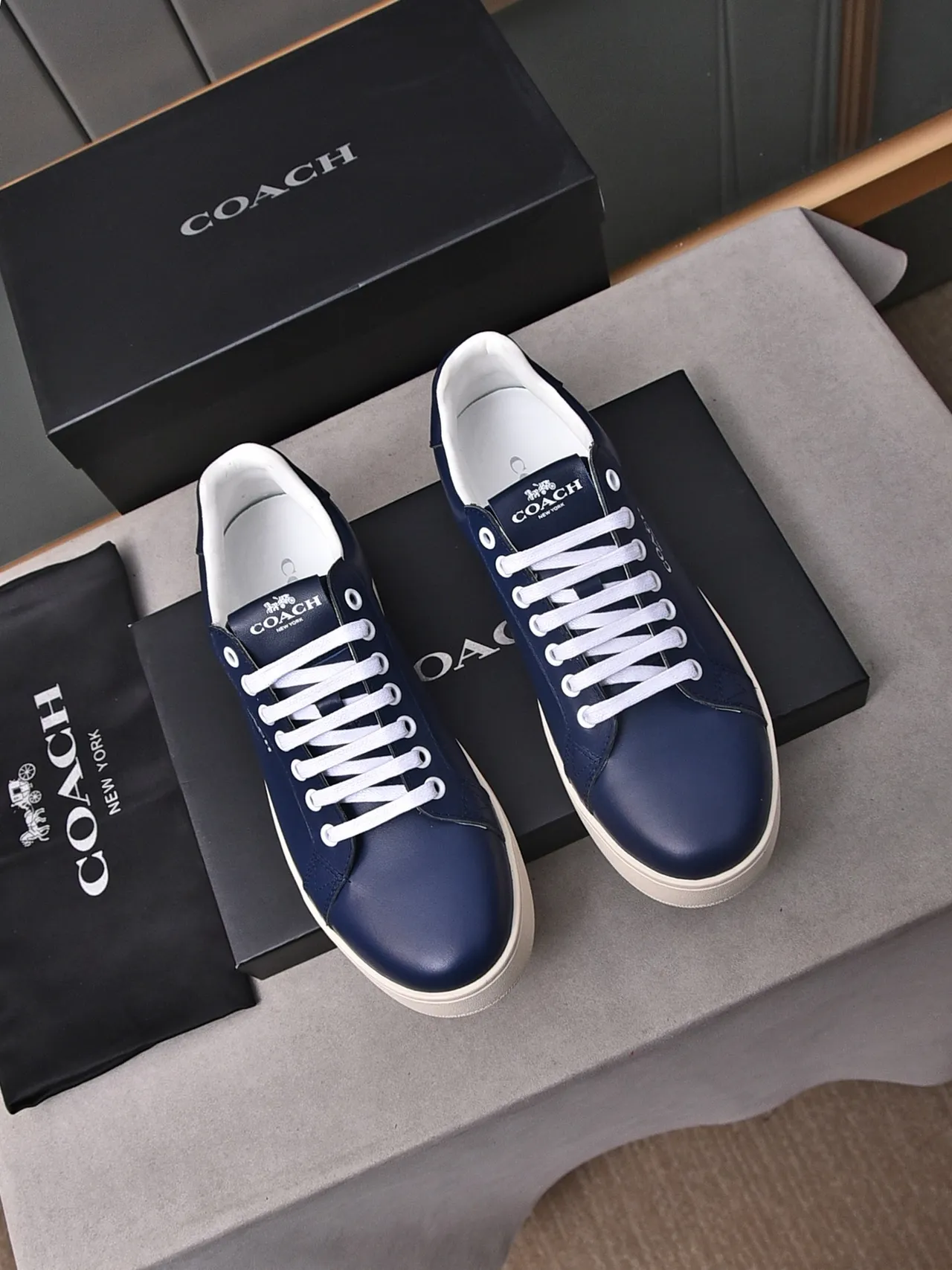 Coach Sneakers Lifestyle en Cuir Navy Low-Top 2