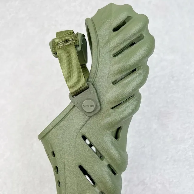 Crocs Echo Clog Verde Oliva Espuma Moldada Clog 4