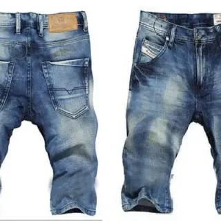 Diesel Cropped Relaxed-Fit Distressed Blue Jeans