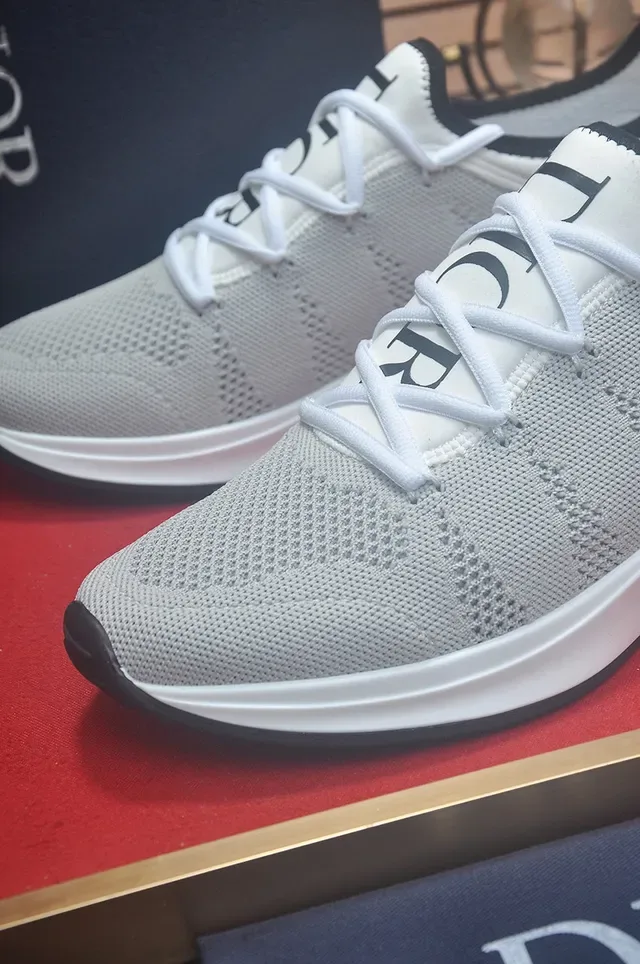 Dior B23 Gray Black Knit Mesh Upper Integrated Lace System Lifestyle Sneakers 8