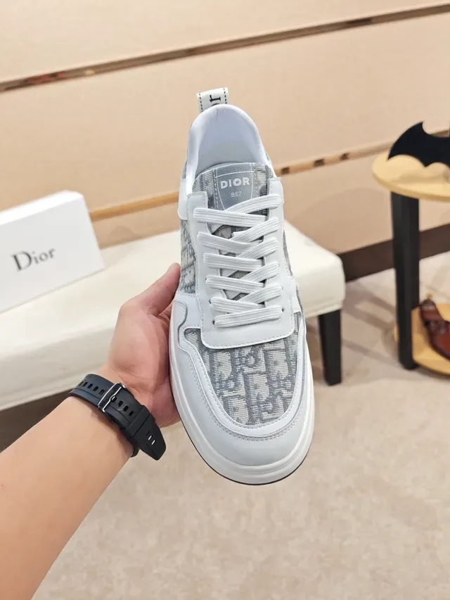 Dior B23 Monogram Sneakers Lifestyle Blanc et Gris 3