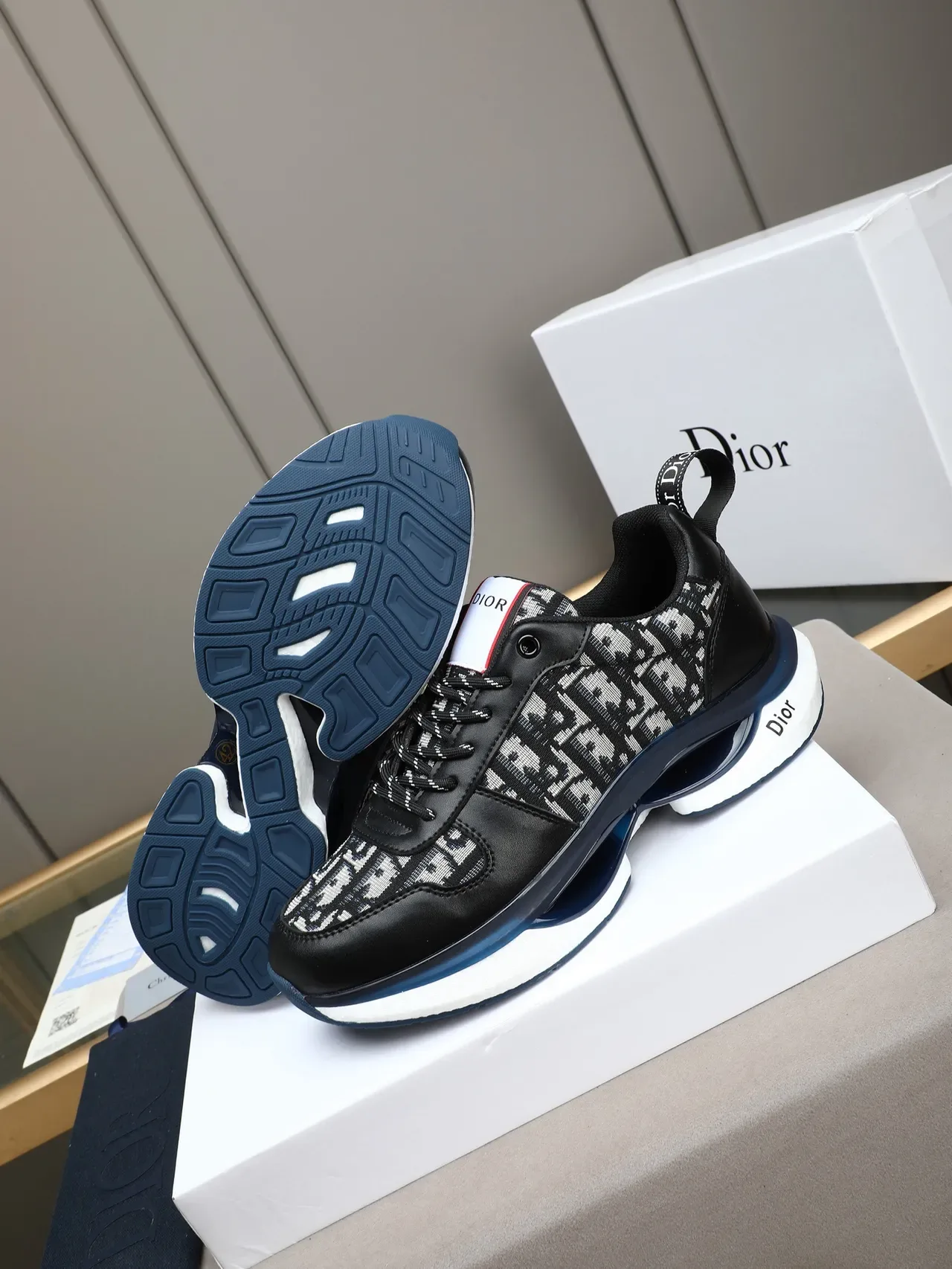 Dior B23 Oblique Monogram Black Navy Lifestyle Sneakers 4
