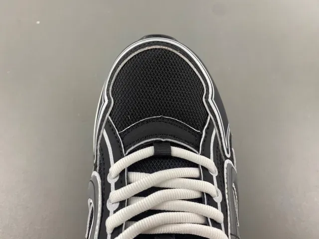 Dior B27 Sneakers Lifestyle Noir et Blanc 4