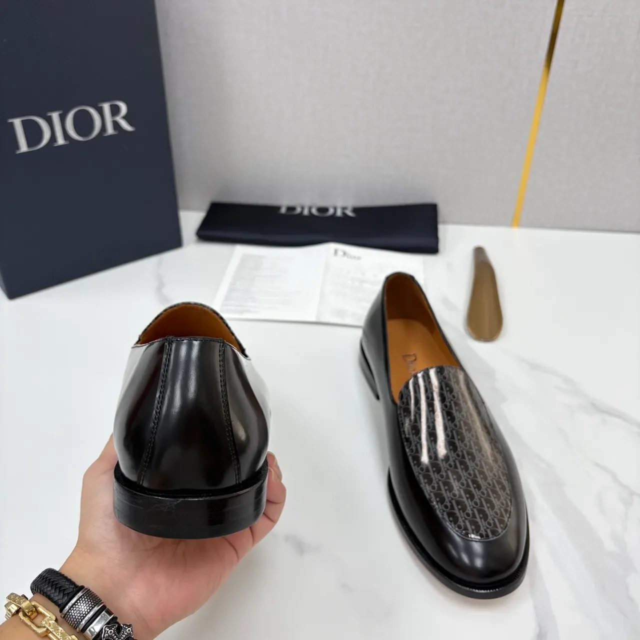 Dior Loafer Noir Gris Brillant en Cuir Monogrammé 3