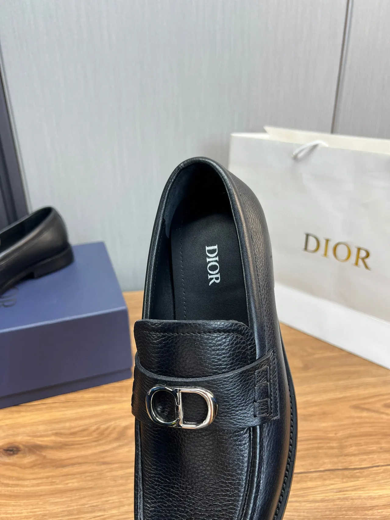 Dior Black Silver Pebbled Leather Metal D-Buckle Loafer 9