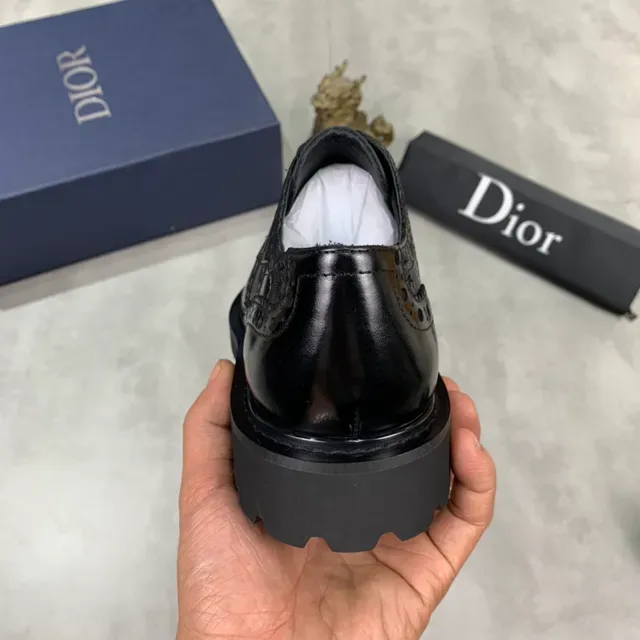 Dior Negro Wingtip Brogue de Cuero Patentado y Texturizado 4