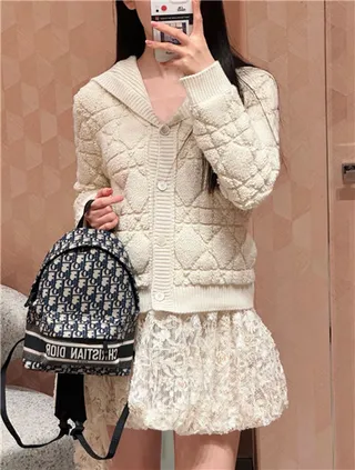 Dior Book Tote ميني باك باك بحري Oblique Monogram كاجوال باك باك 18