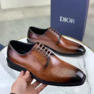 Dior Chaussures Oxford Marron à Embout Cap