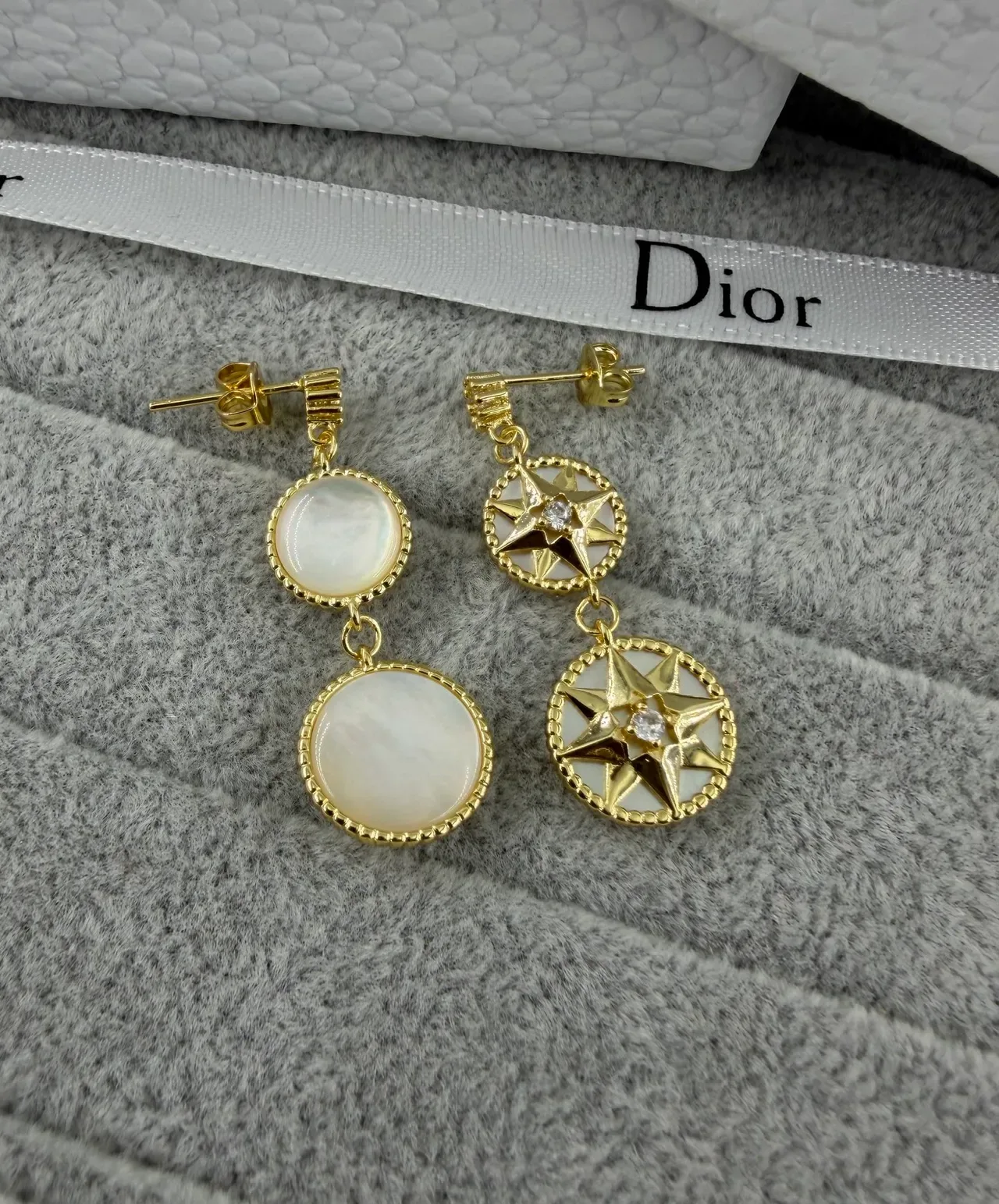 Dior Pendientes oro plata doble niveles motivo brújula estrella madreperla incrustado 3