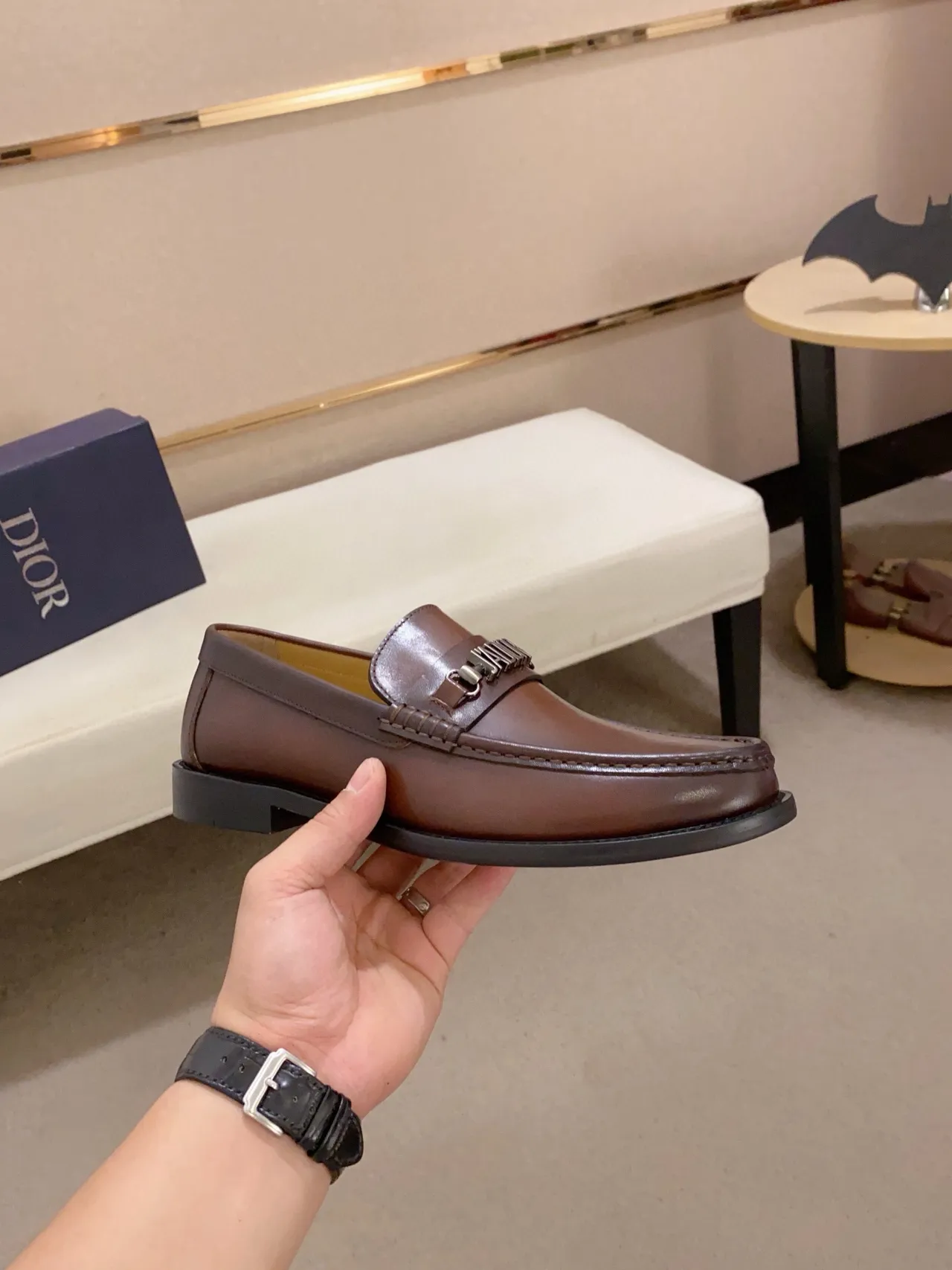 Dior Horsebit 1955 حذاء ليفر بني جلدي 4