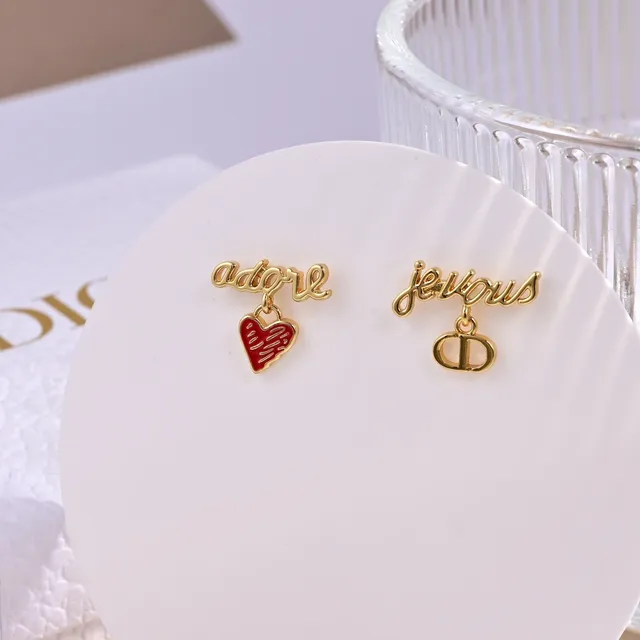 Dior Je t'aime অসমমিত সোনার টোন ইনামেল হার্ট ইয়াররিংস 5