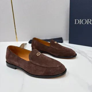 Dior 棕金麂皮乐福鞋 金属CD Logo