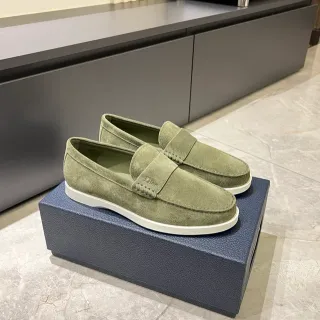 Dior Mocassin Vert Blanc Daim Supérieur Contraste Semelle Mocassin