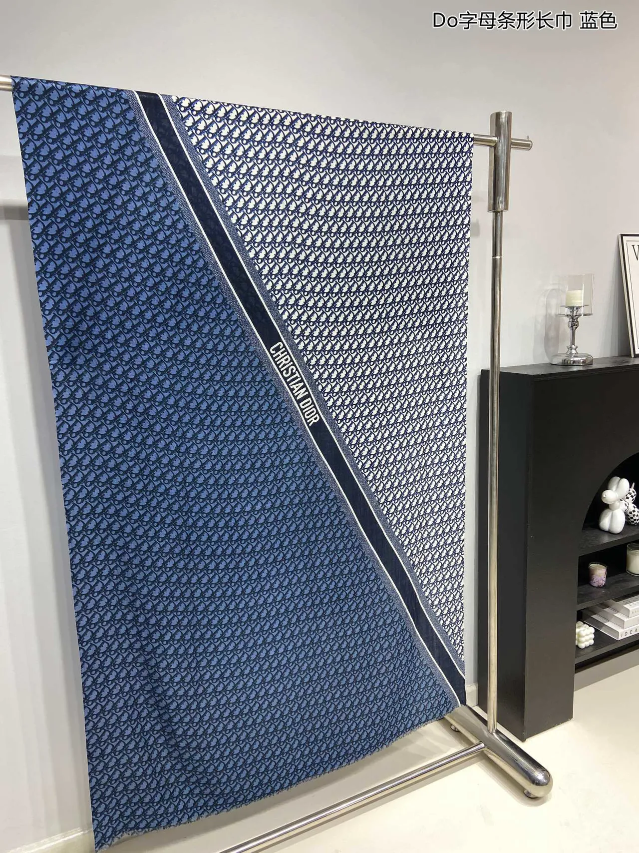 Dior Cachecol de Seda Azul e Branco Monograma Oblique 4