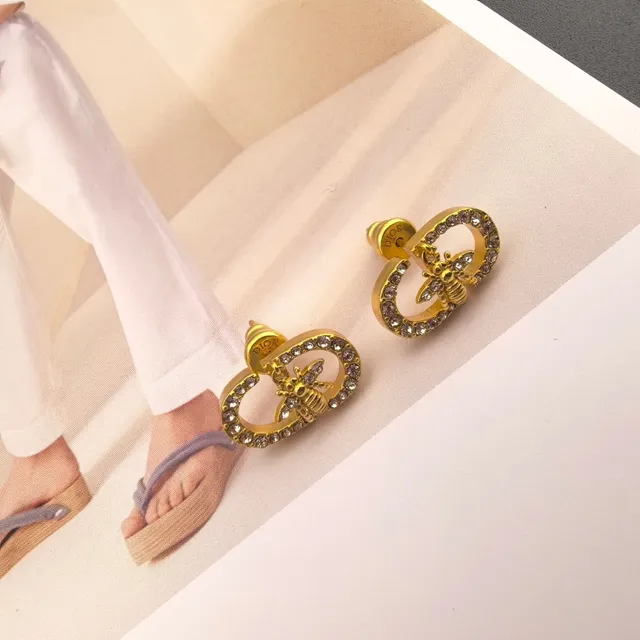 Dior Petit CD Bee Boucles d'oreilles dorées et à cristaux 5