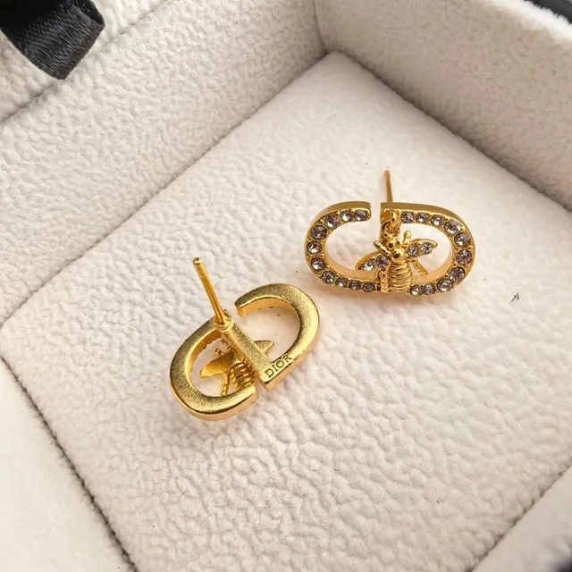 Dior Petit CD Bee Boucles d'oreilles dorées et à cristaux 6