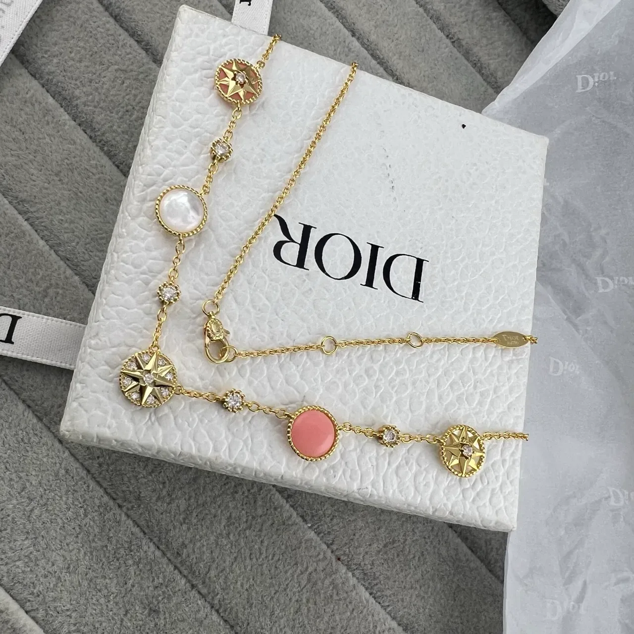 Dior Rose des Vents Bracelet étoile et perle doré 5