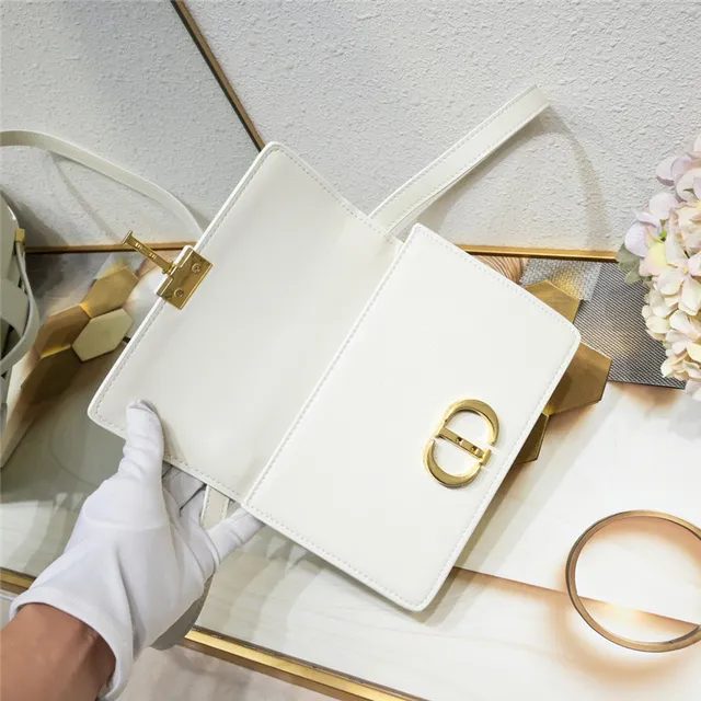 Dior سرج أسود ذهبي مهيكل مستطيل طي CD قفل دوران سرج حقيبة 2