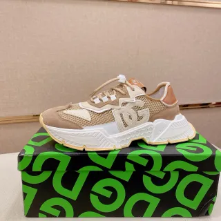 Dolce & Gabbana Sneakers chunky avec semelle blanche, empeigne en maille et daim beige