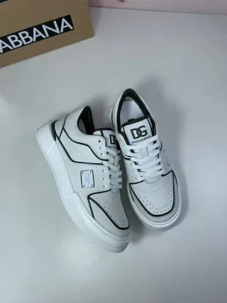 Dolce & Gabbana Portofino Zapatillas Lifestyle Blanco Negro con Parte Superior de Cuero Imitado y Piping de Contraste 2