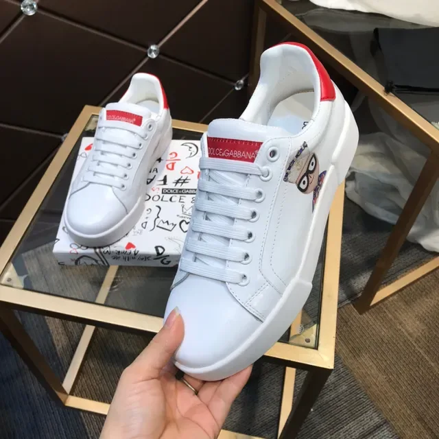 Dolce & Gabbana White and Red Lifestyle Sneakers 3