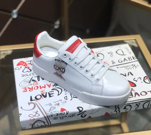 Dolce & Gabbana White and Red Lifestyle Sneakers 7