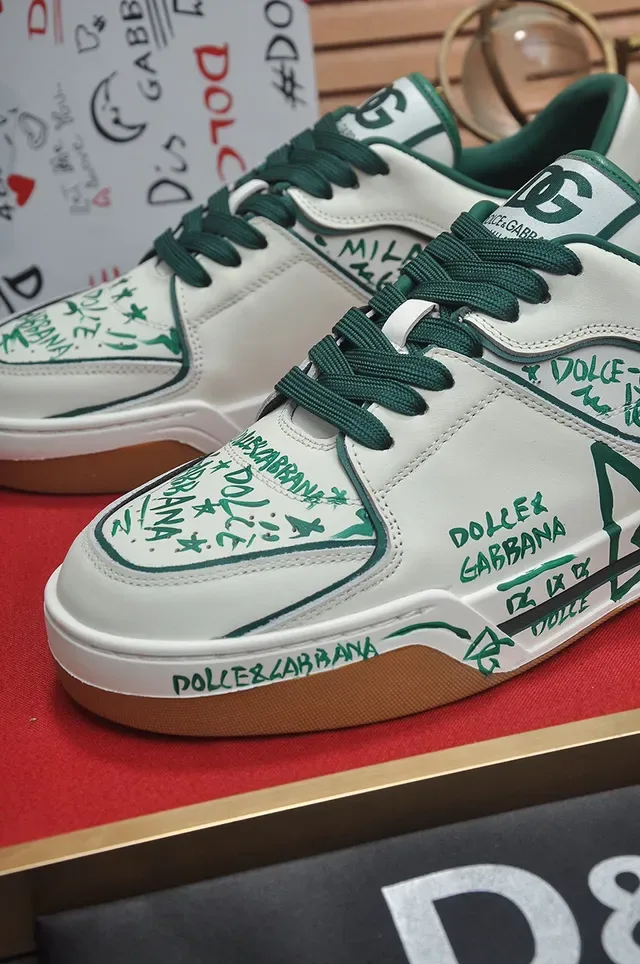 Dolce & Gabbana White Green Low-Top Platform Graffiti-Print Leather Lifestyle Sneakers 3