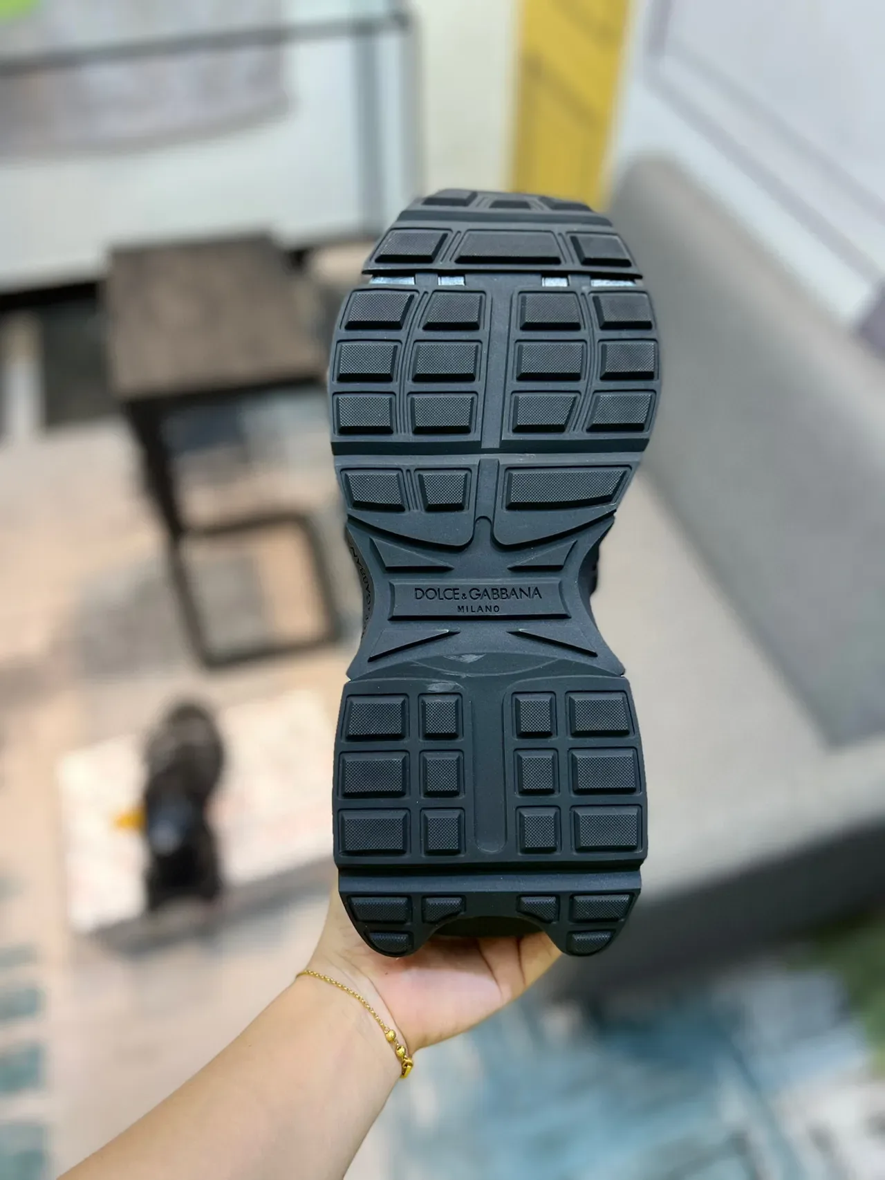 Dolce & Gabbana 黑色 单色 多层鞋面 厚底鞋 9