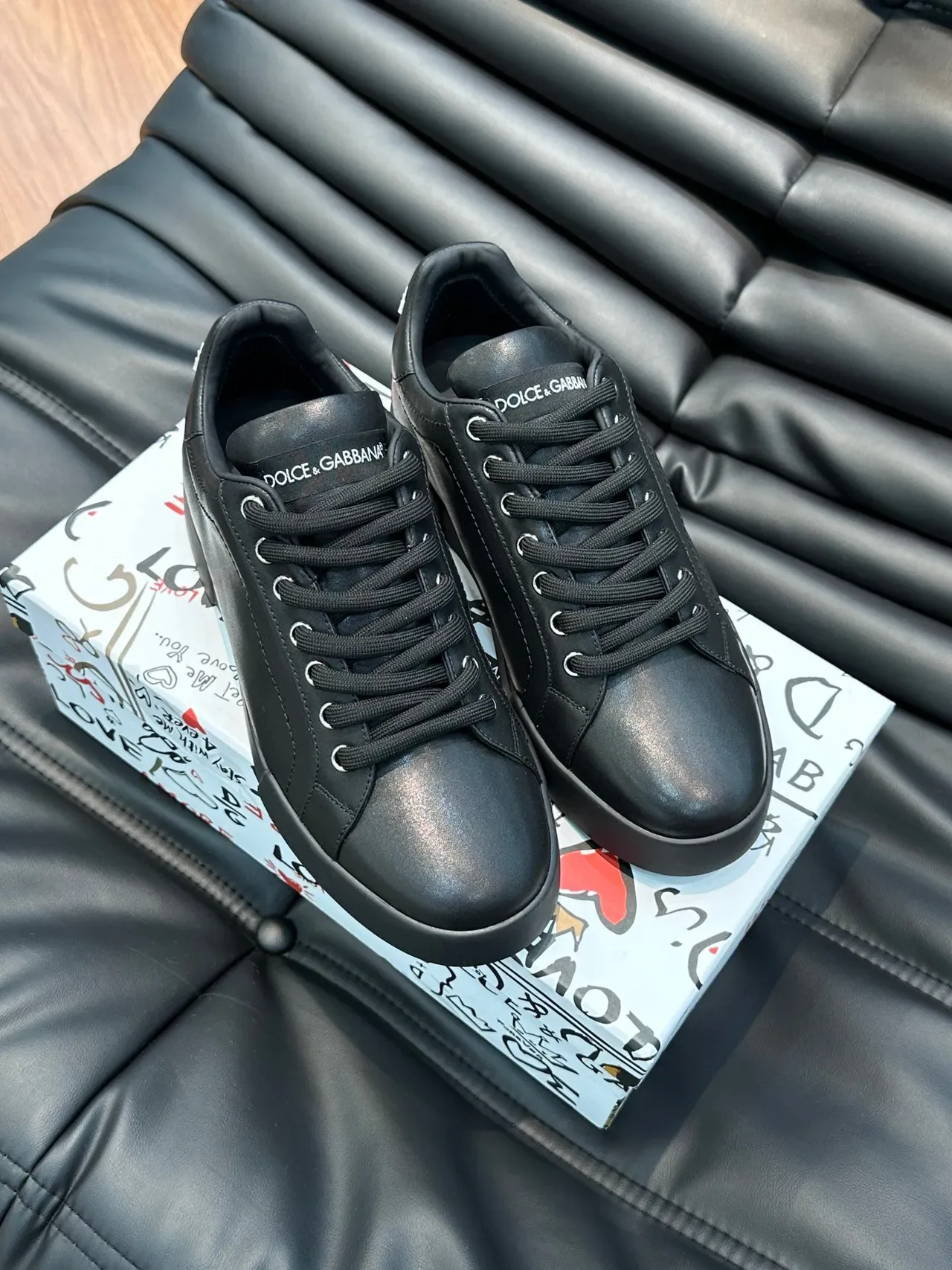 Dolce & Gabbana Black Smooth Leather Lifestyle Sneakers 8