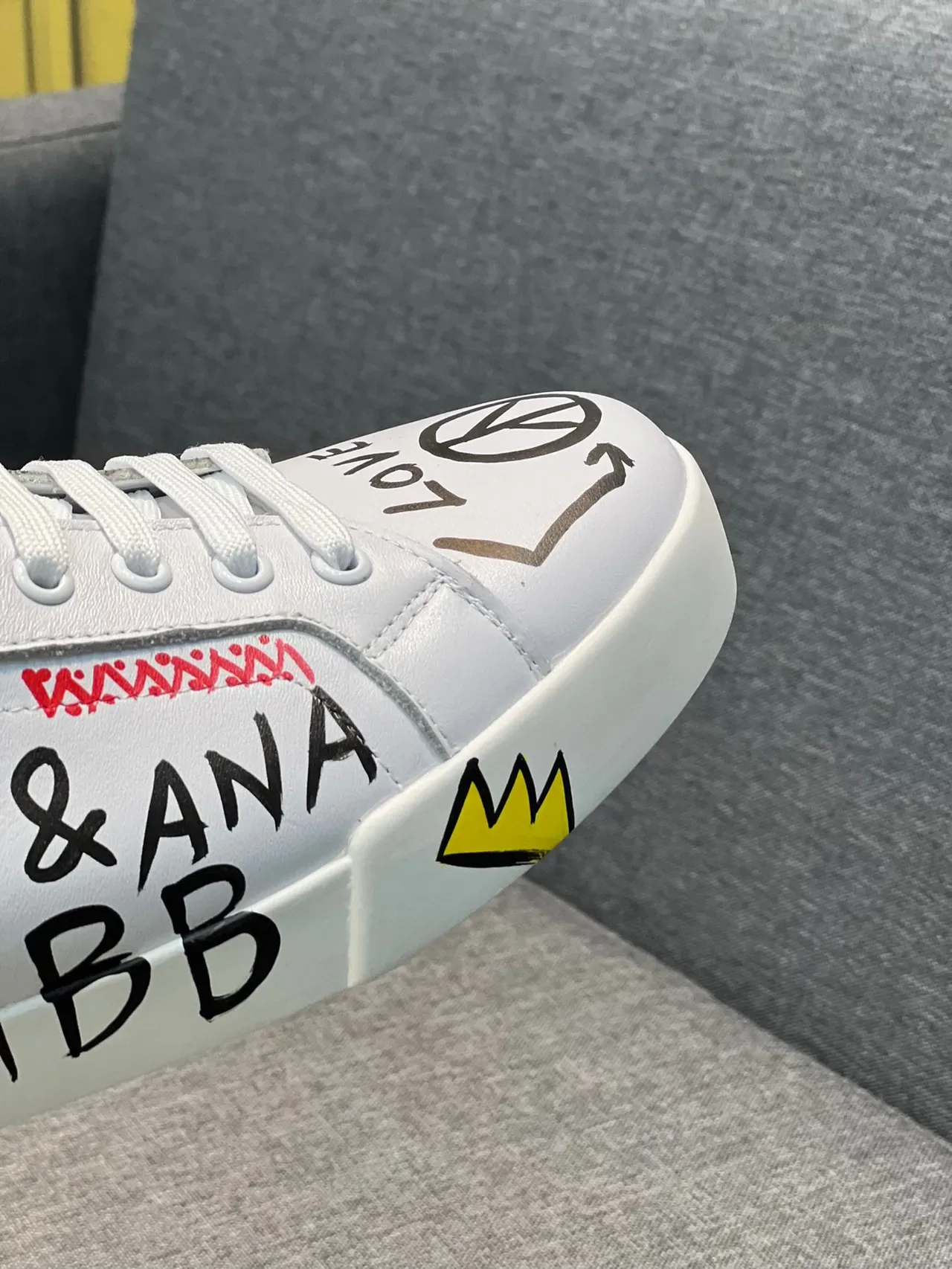 Dolce & Gabbana NS1 Graffiti Sneakers Lifestyle en Cuir Blanc 3