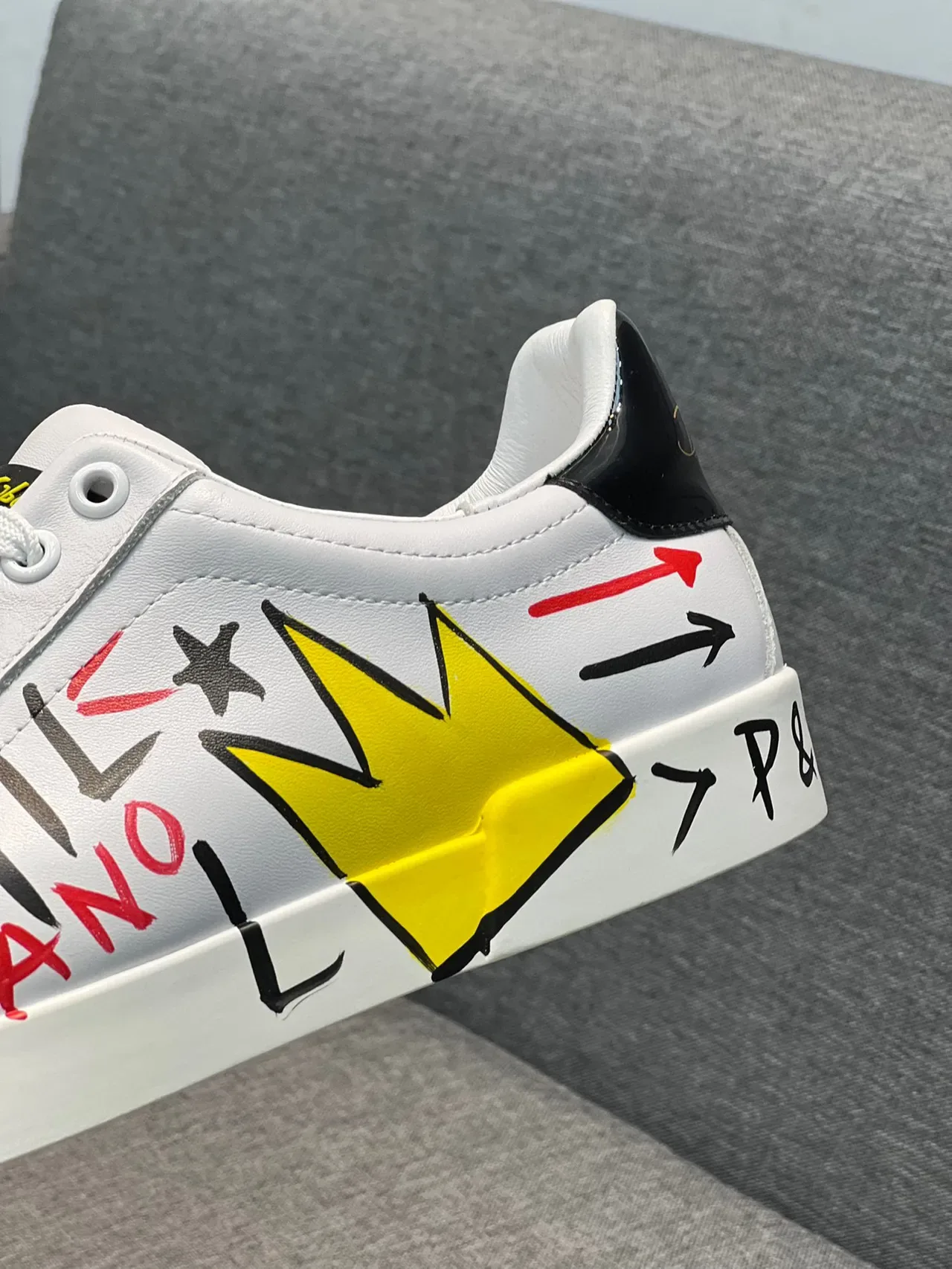 Dolce & Gabbana NS1 Graffiti Sneakers Lifestyle en Cuir Blanc 8