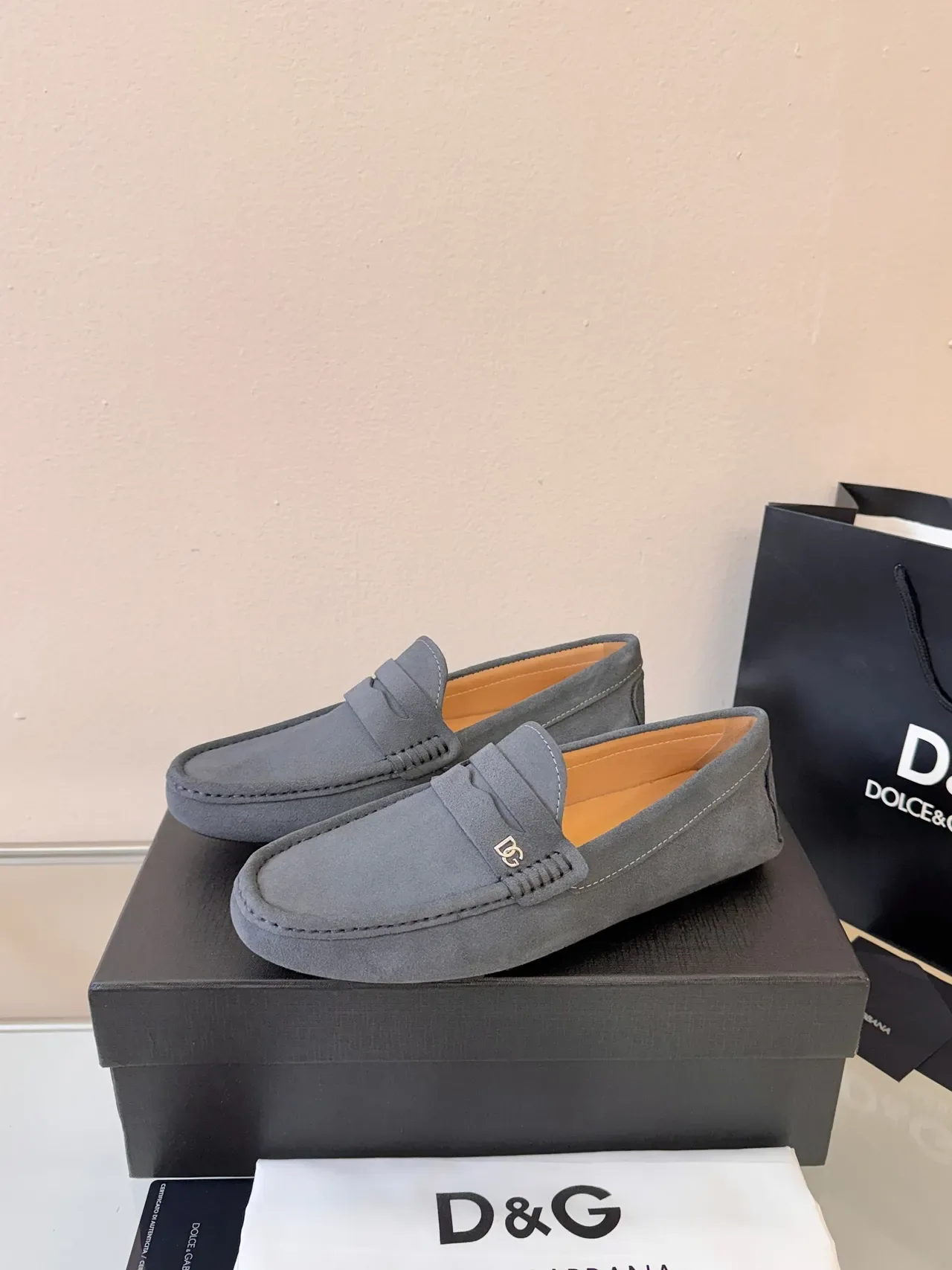 Dolce & Gabbana mocassim penny cinza bege camurça correia 2