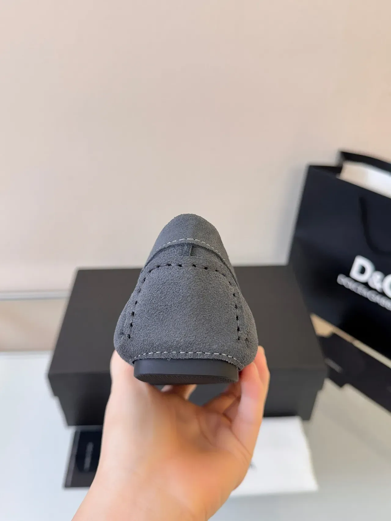Dolce & Gabbana mocassim penny cinza bege camurça correia 4