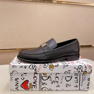 Dolce & Gabbana Portofino 黑色金色 皮革 金属扣带 乐福鞋