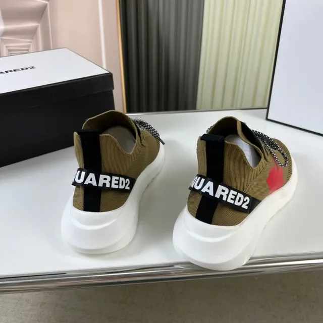 Dsquared2 حذاء رياضي أسلوب حياة بيج أحمر علوة جورب نيتك تصميم ورقة القيقب 4