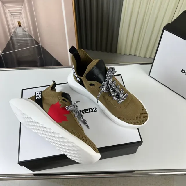 Dsquared2 حذاء رياضي أسلوب حياة بيج أحمر علوة جورب نيتك تصميم ورقة القيقب 6