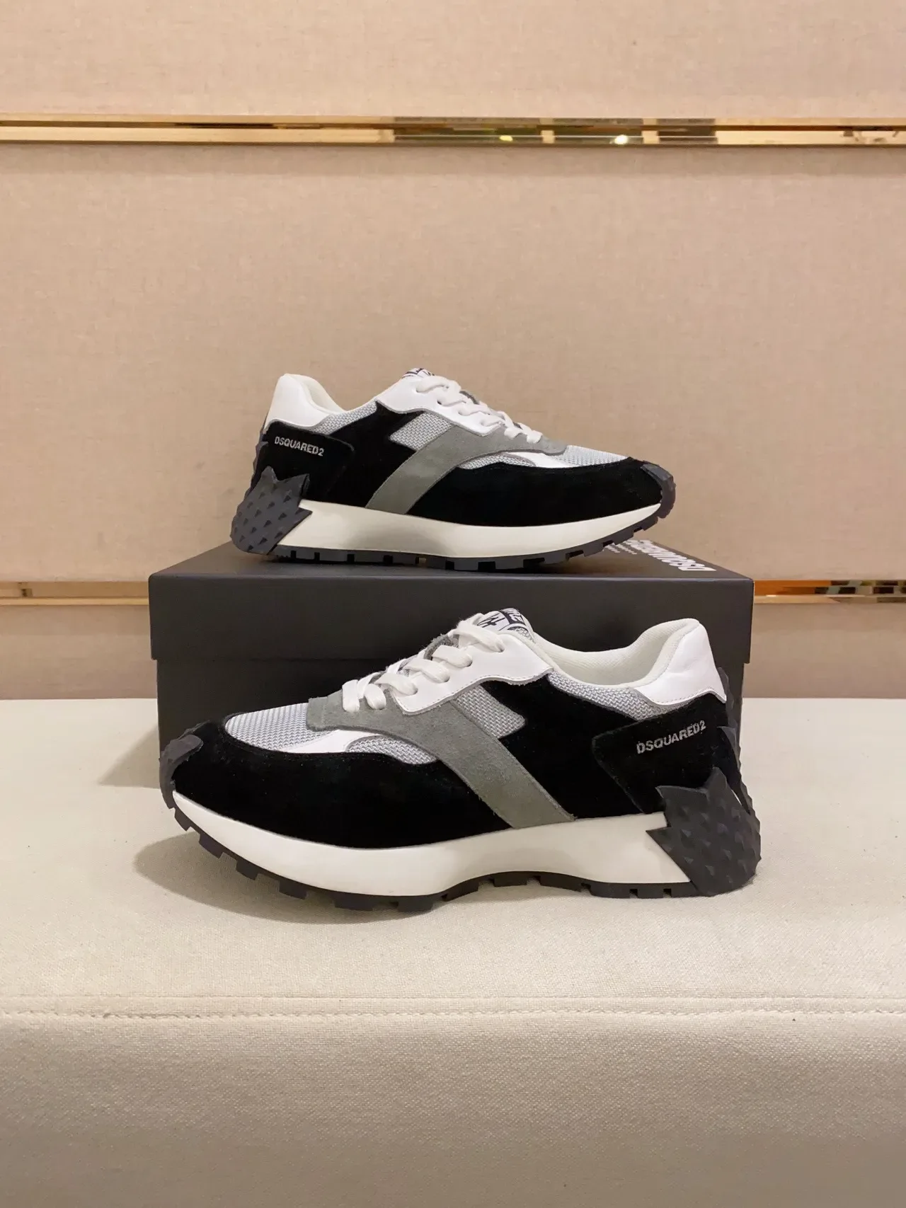 Dsquared2 ICON Black Gray White Layered Chunky Sneakers 7