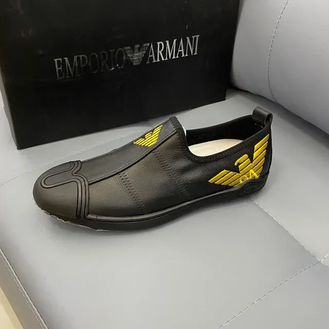 Emporio Armani Mocassins Noir Jaune Cuir Slip-On Brodé Logo Aigle 2