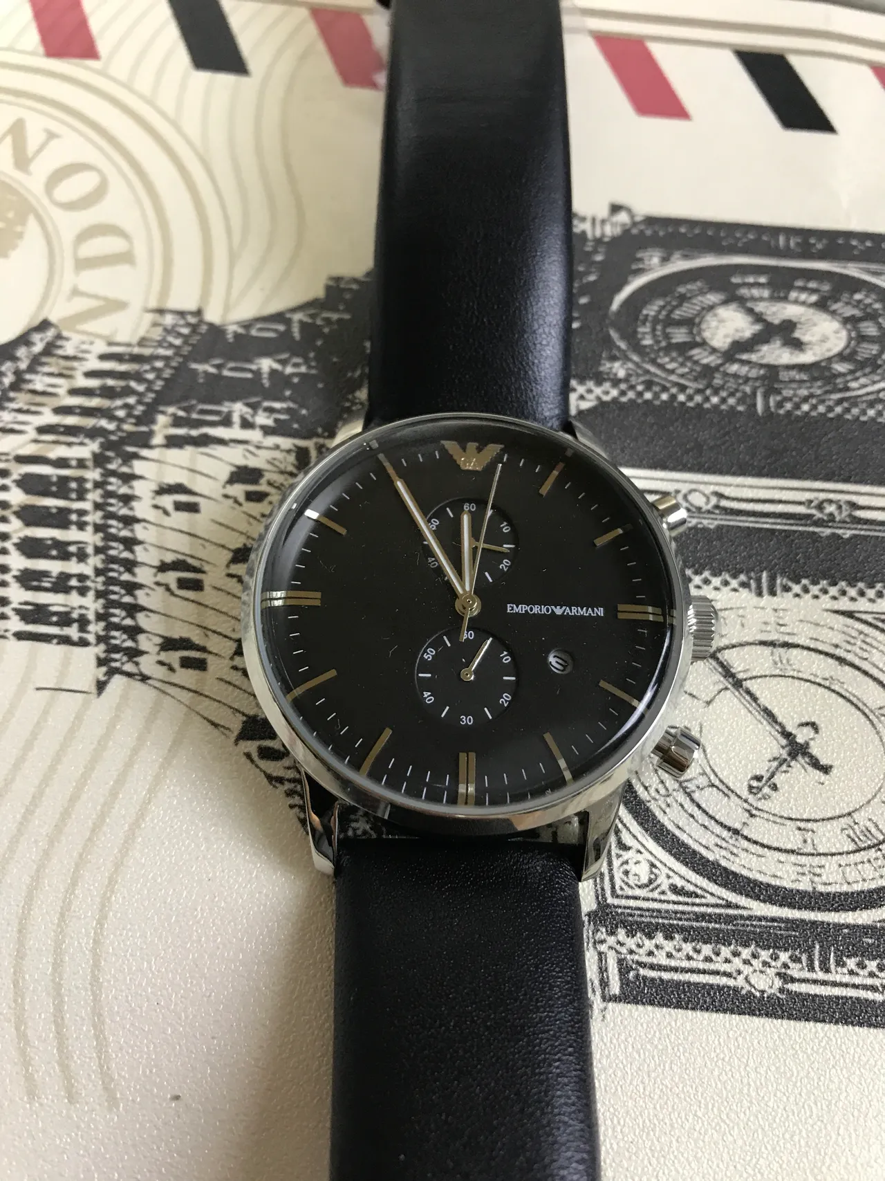 Emporio Armani كرونوغراف وجه أسود كوارتز ساعة 7